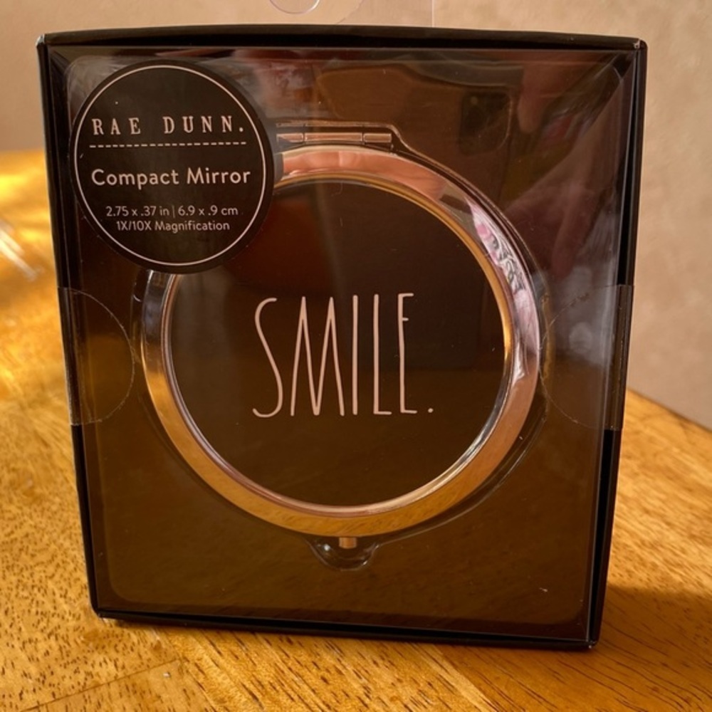 Rae Dunn SMILE Compact Mirror BRAND NEW IN PACKAGE